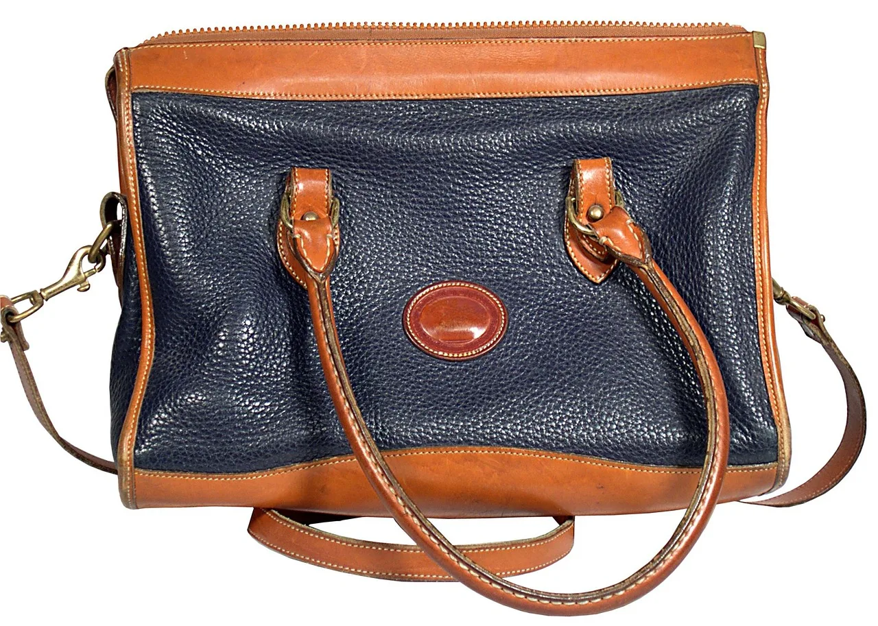 purse, bag, handbag, fashion, female, woman, style, travel, accessory, leather, purse, purse, purse, purse, purse, bag, handbag, handbag, handbag, handbag. Affordable accessories and bags: durability basics