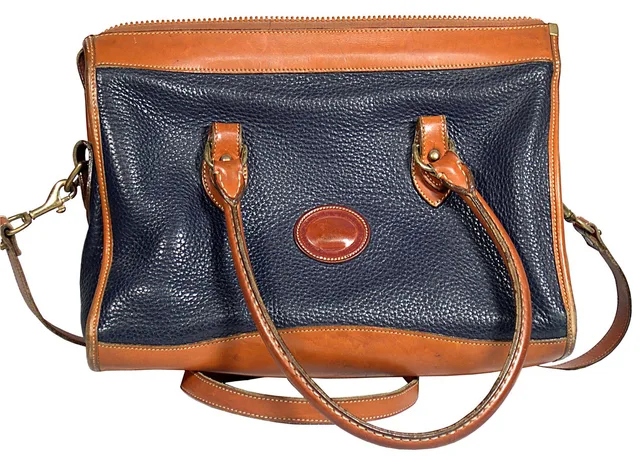 purse, bag, handbag, fashion, female, woman, style, travel, accessory, leather, purse, purse, purse, purse, purse, bag, handbag, handbag, handbag, handbag. Affordable accessories and bags: durability basics