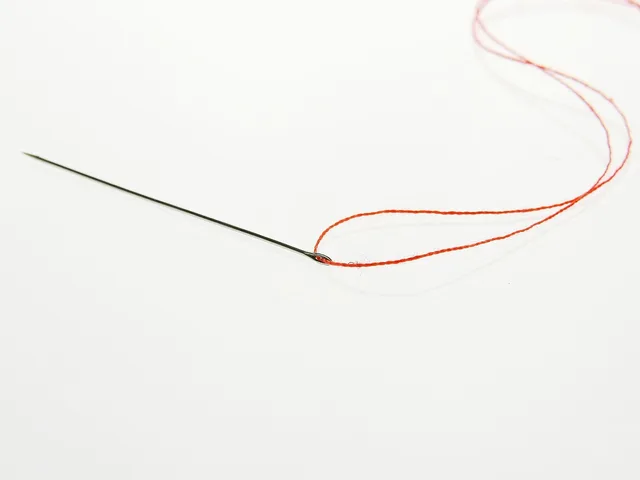 yarn, thread, sew, sewing thread, twisted, haberdashery, fashion, design, needlework, schneider, craft, sewing supplies, sewing accessories, sewing kits, tailoring, creative, needle, sewing needle, yarn, thread, needle, needle, needle, needle, needle, sewing needle, sewing needle, sewing needle. How to care for work dresses, check them before buying, and repair them