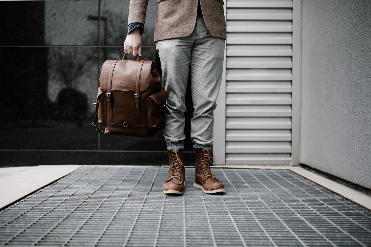 traveler, traveller, hipster, bag, man, legs, journey, voyage, trip, escape, style, clothes, bag, bag, bag, journey, journey, voyage, trip, escape, clothes, clothes, clothes, clothes, clothes. How to Build a Work Bag Rotation for Commutes, Repairs and Travel