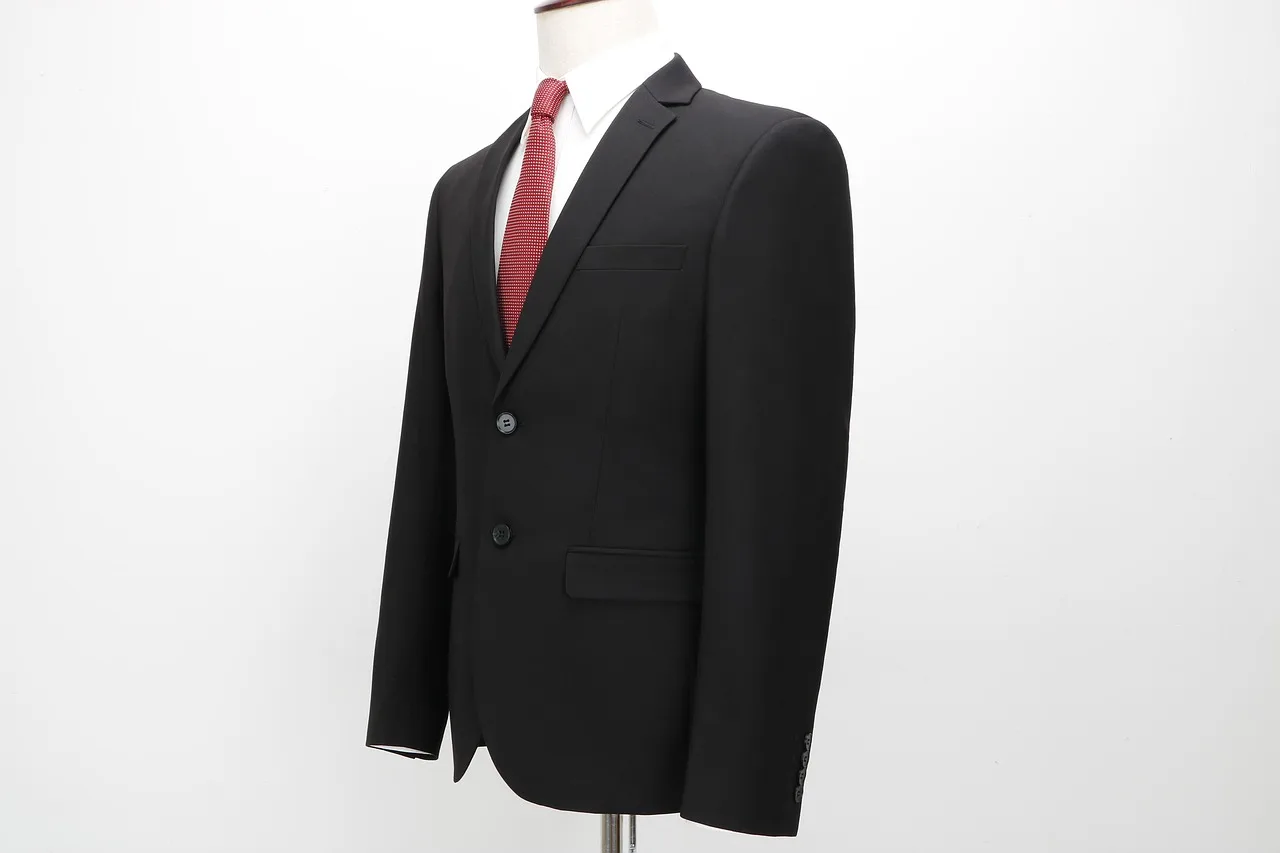 suit, suits, men's suits. Minneapolis winters and Miami summers compared for professional dress