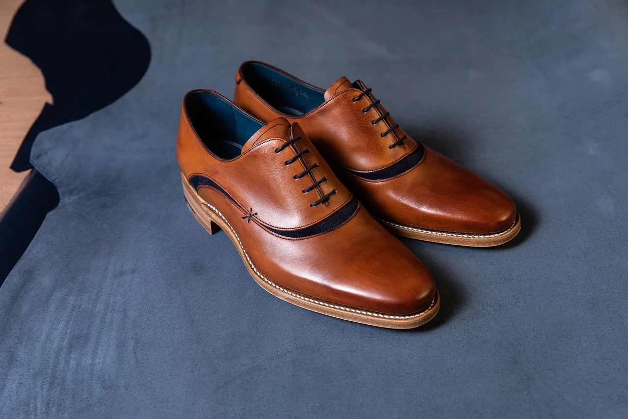 oxford shoes, leather, shoes, brown shoes, pair, footwear, men's shoes, men's fashion, leather shoes, oxford shoes, oxford shoes, oxford shoes, shoes, shoes, shoes, shoes, shoes, brown shoes, men's shoes, men's shoes, men's shoes, leather shoes, leather shoes, leather shoes, leather shoes, leather shoes. How US tax rules decide when a work suit or pair of shoes is deductible