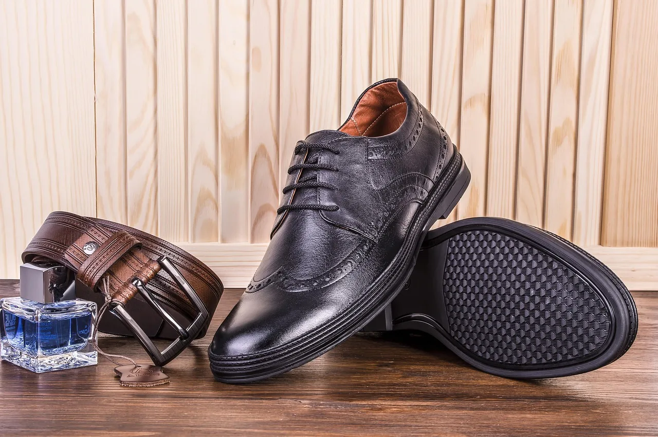 shoes, accessories, leather shoes, the subject of the photo, shoes, shoes, shoes, shoes, shoes, leather shoes, leather shoes, leather shoes, leather shoes. Filling out a work shoe rotation: default, weather, formal, distance