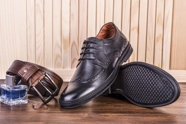shoes, accessories, leather shoes, the subject of the photo, shoes, shoes, shoes, shoes, shoes, leather shoes, leather shoes, leather shoes, leather shoes. Filling out a work shoe rotation: default, weather, formal, distance